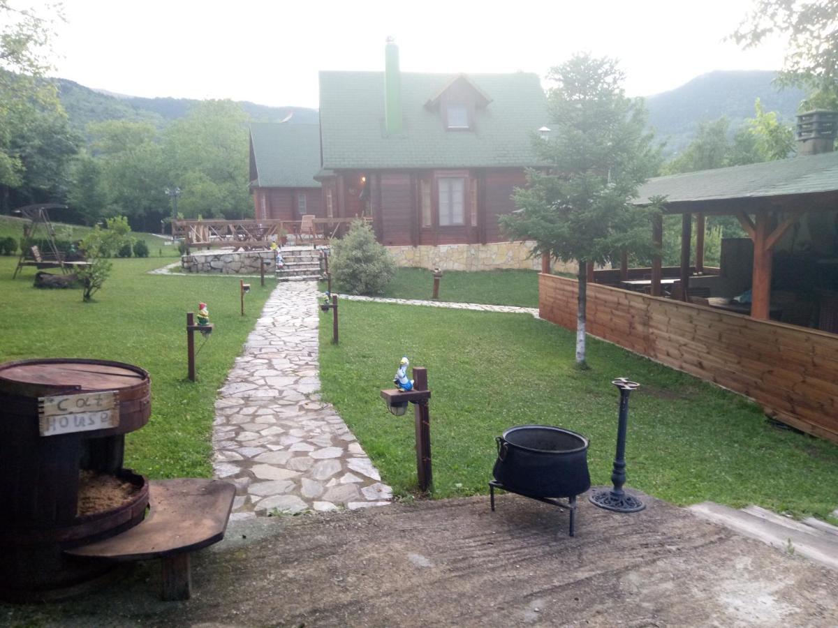 Kedra Village 外观 照片